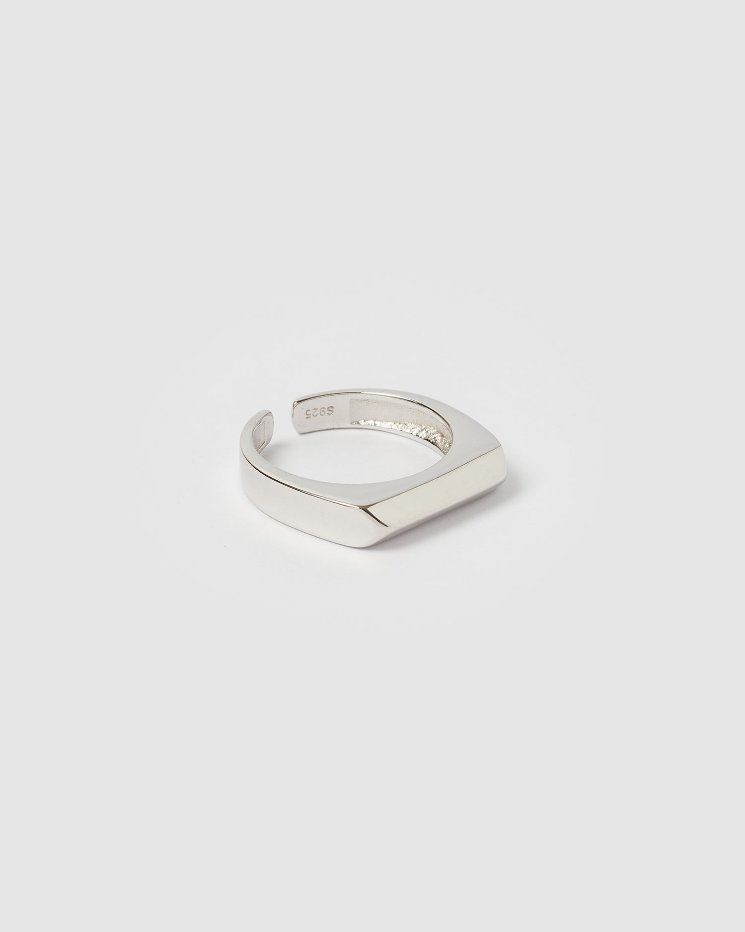Izoa Heirloom Ring Sterling Silver