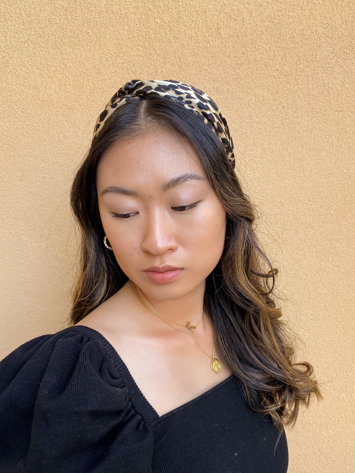 Izoa Birdie Choker Style Necklace Gold